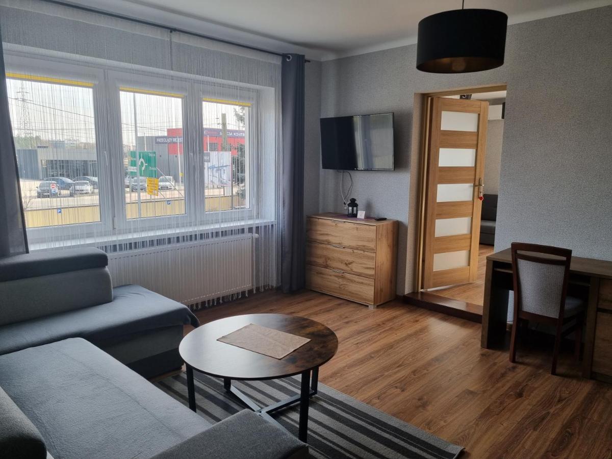 Willa "Aparthause" E-Apartamenty Mielec Exterior foto