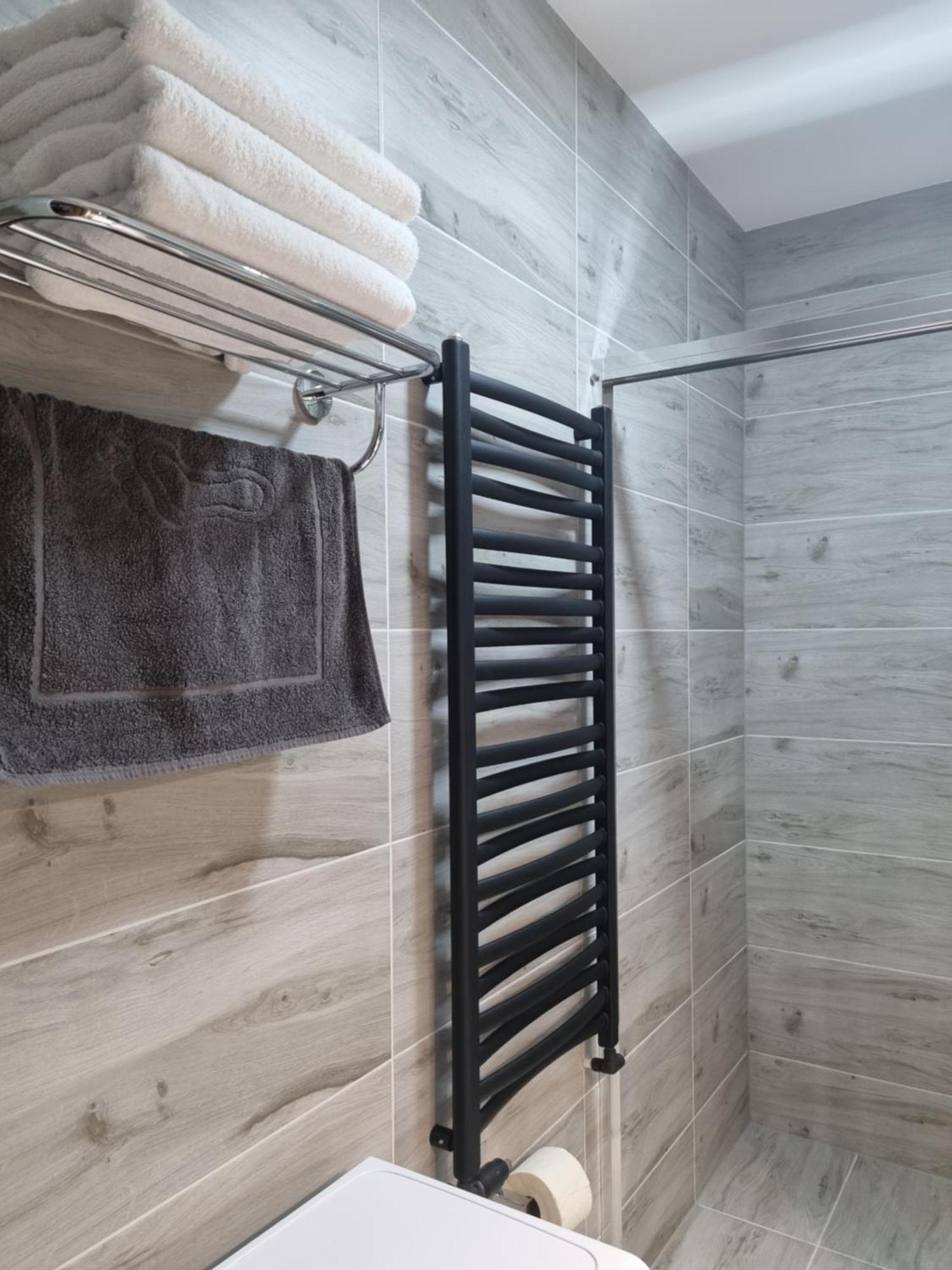 Willa "Aparthause" E-Apartamenty Mielec Cameră foto